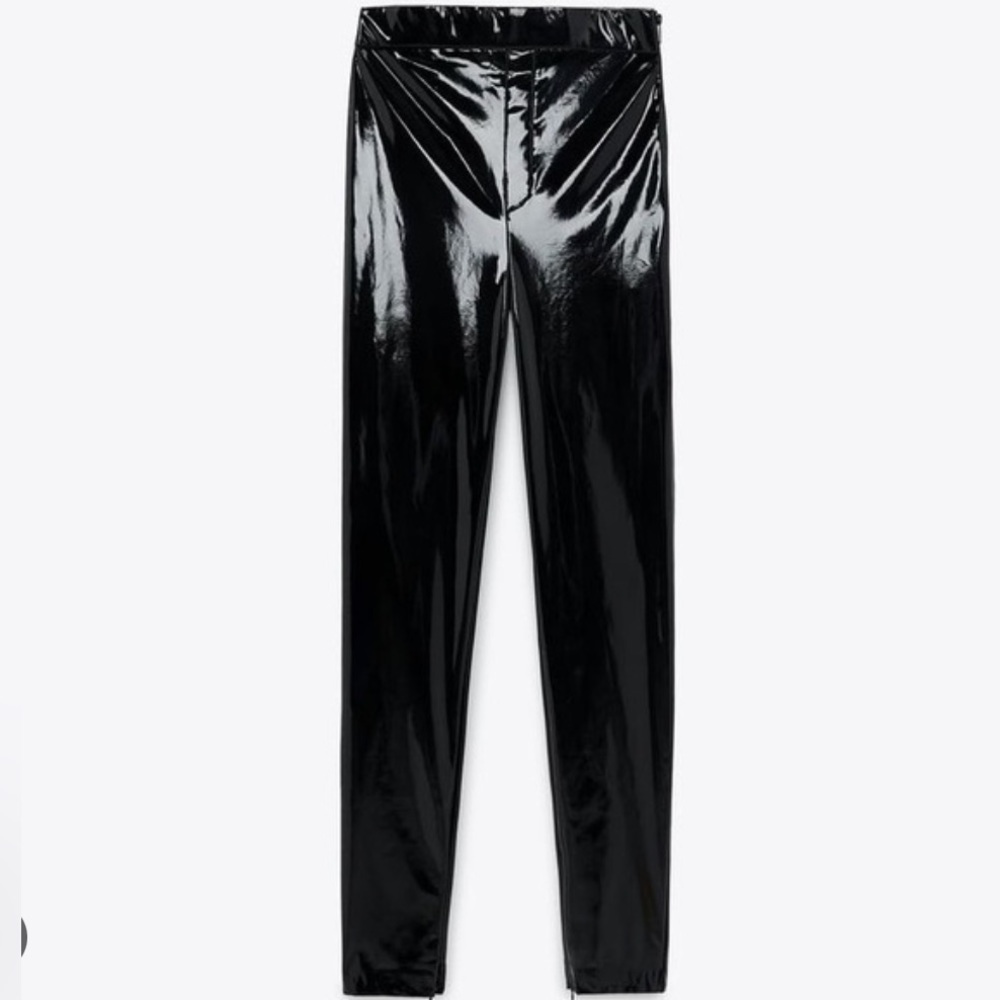 Zara Vinyl Leggings in Blk. Sz. M